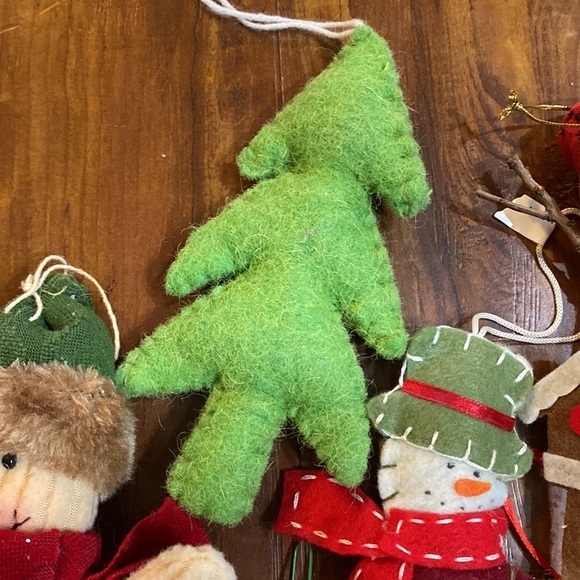 5 soft plush Snowman Christmas tree ornaments and Christmas‎ tree ornament - Picture 9 of 10